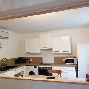 https://appart-neuf-pour-6-personnes.hotels-rhonealpes.com